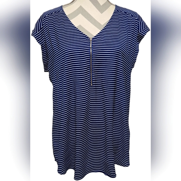 EXPRESS Blue White Striped V-neck Blouse Short Sleeve Size Large - Picture 1 of 10